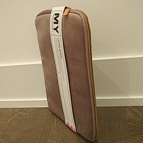 Laptop sleeve holder - Picture 4 of 4